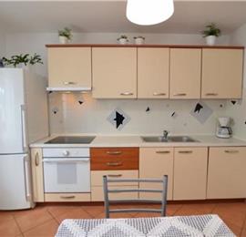 3 bedroom villa with pool near Poreč, sleeps 6